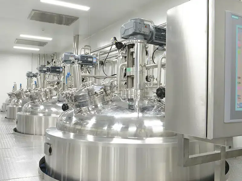 Phage Biologics CDMO bioreactors